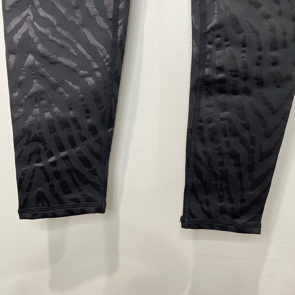 NWT Terez TLC Leggings in Zebra Foil - Picture 9 of 12